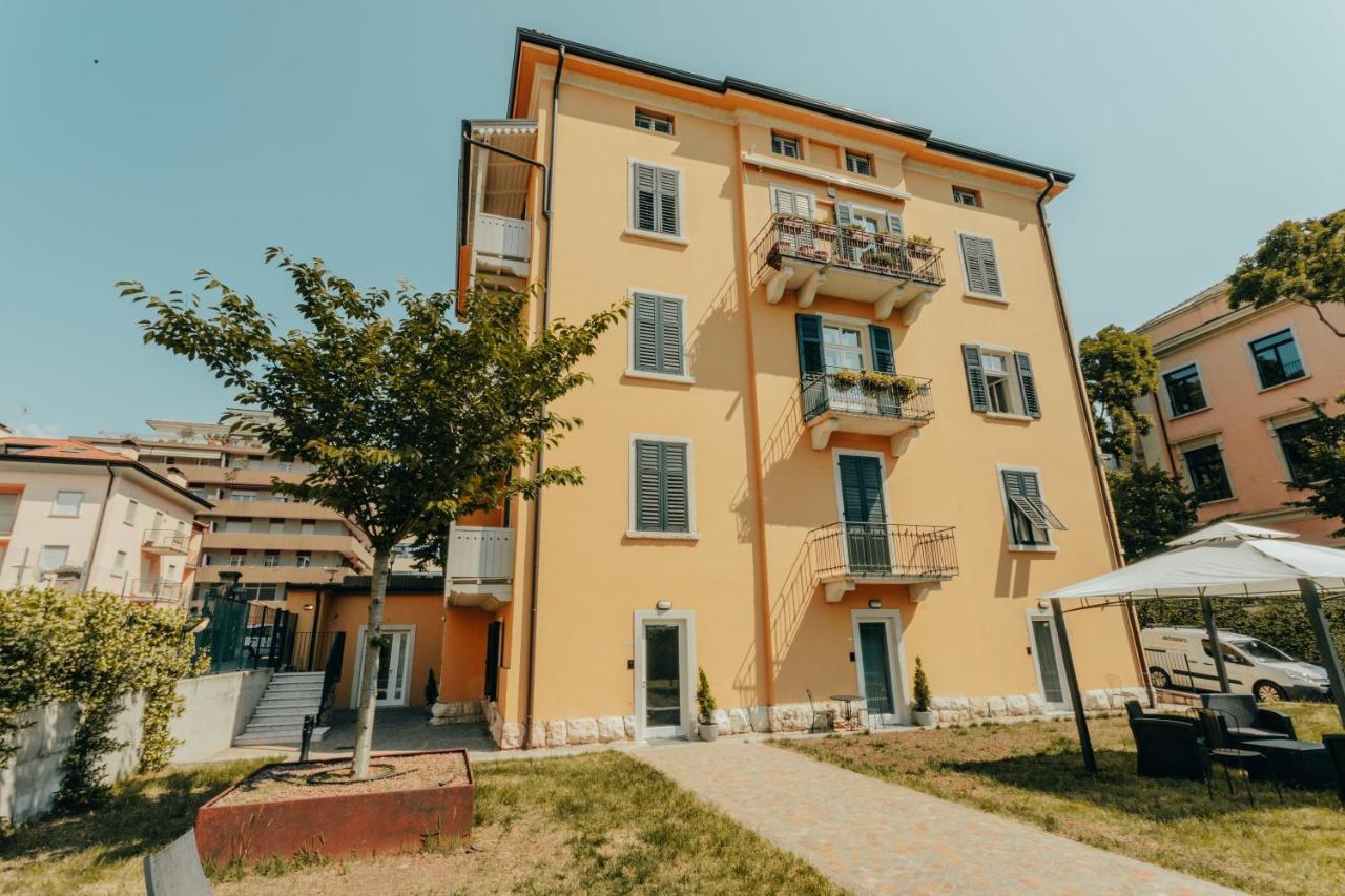 Alpencity Suites Trento Exterior foto